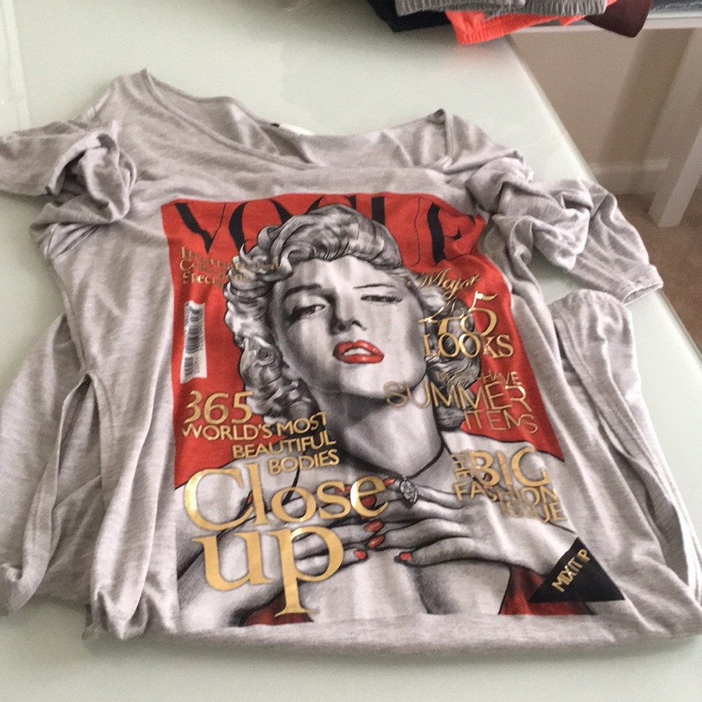 Women’s shirts